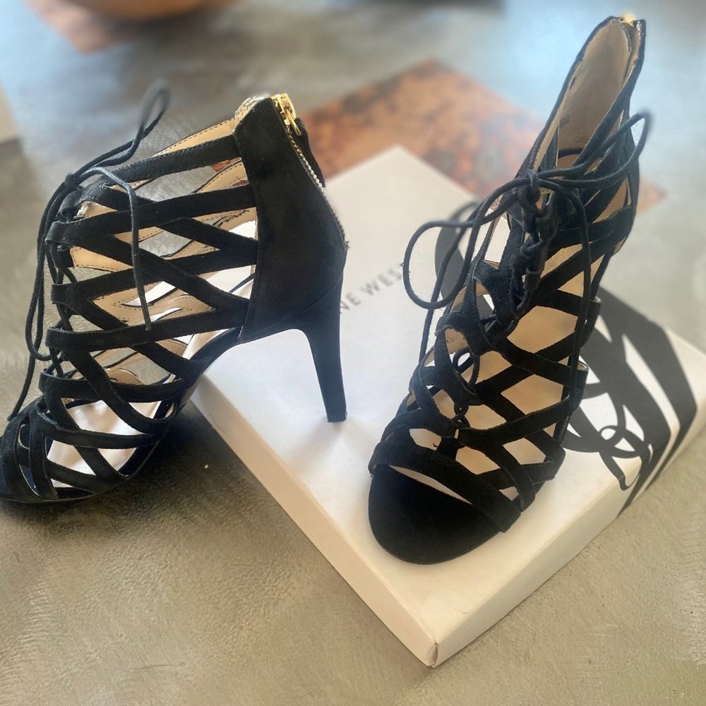 9 West Sexy Black High Heeled Shoes in 9 M